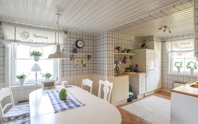 Amazing Home in Undenäs With 3 Bedrooms