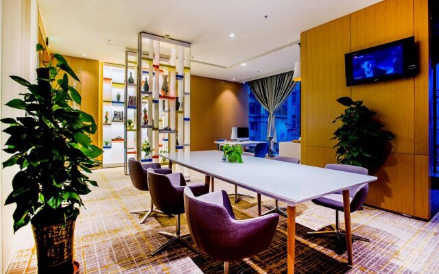 Holiday Inn Express Dalian City Centre by IHG