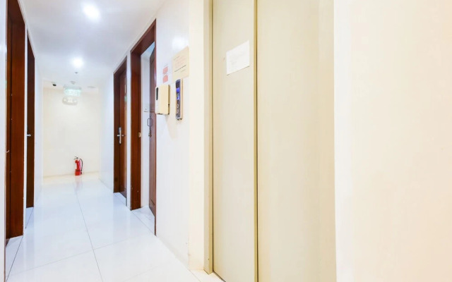 OYO 893 Dian Suites Makati