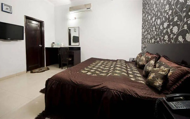 Hotel Ashoka International