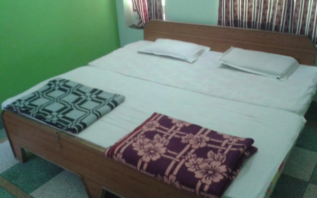 Shiva Guest House
