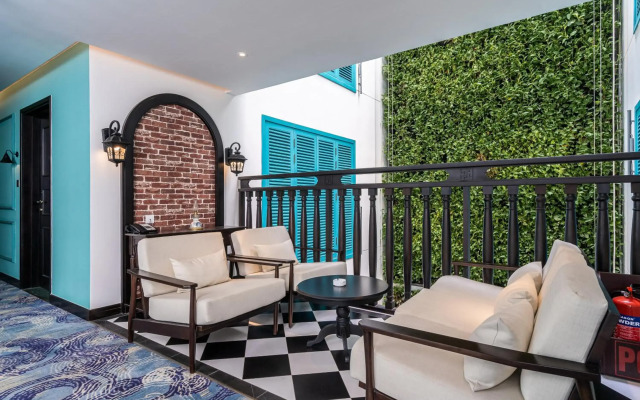 Potique Hotel