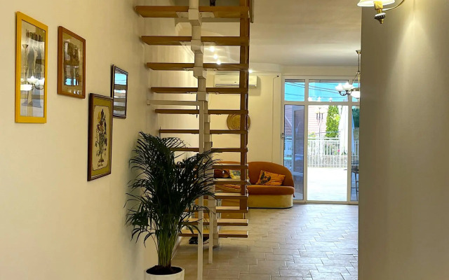 O'LIVIO (Оливио)