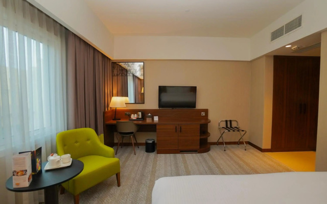 The Grand Lux Hotel