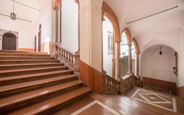 Casa Degli Affreschi a Palazzo Lungarini by Wonderful Italy