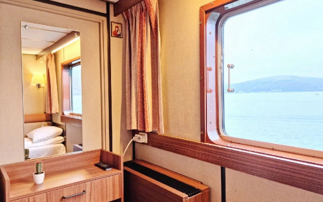 MS DIANA - Nava de croaziera pe Dunare