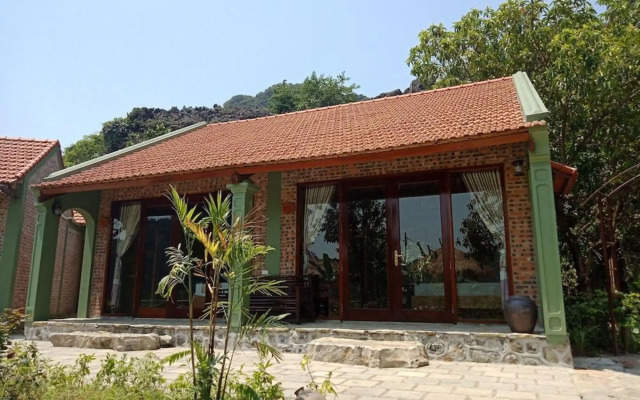Rustic Houses Tam Coc