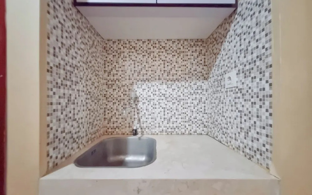 Relaxing And Stylish Studio At Mataram City Apartment