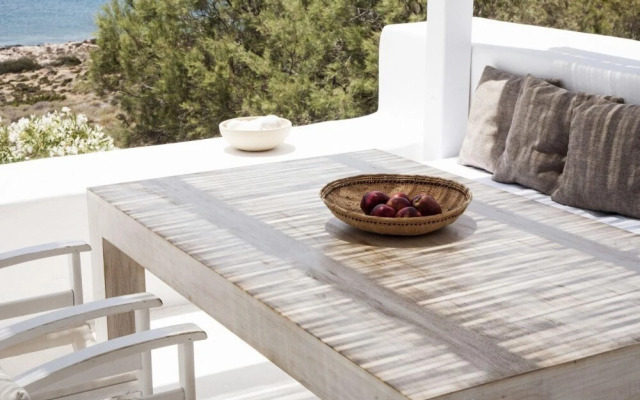 Seafront Villa Paros 3 Bedroom Luxury Villa With Pool