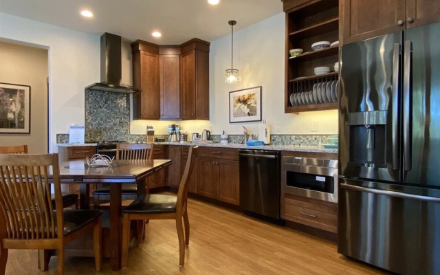 Fl361 Lost Loon Lake Luxury Apartment