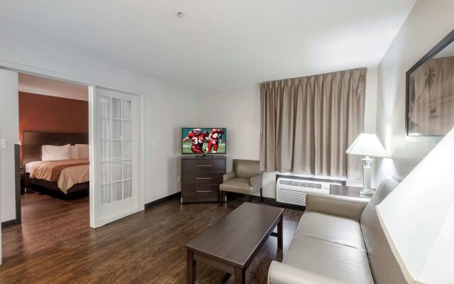 Red Roof Inn & Suites Savannah Airport