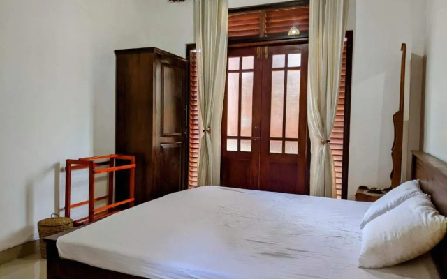 Serendip Villa Holiday Home