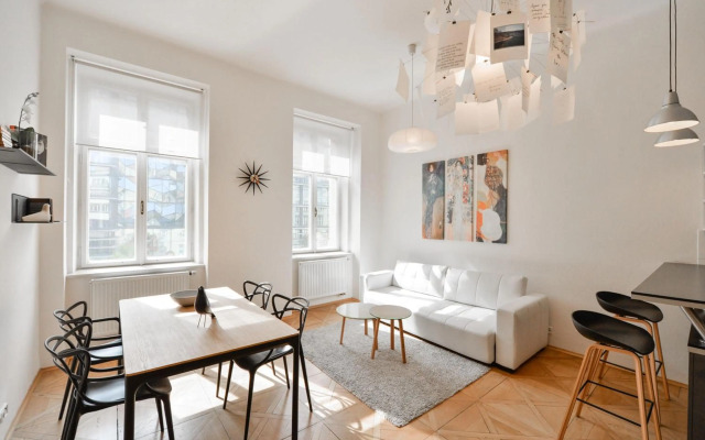 Kafka's Head Apartment