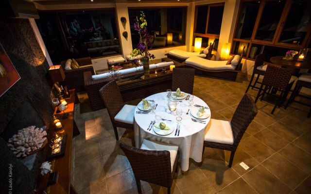 Iguana Crossing Boutique Hotel