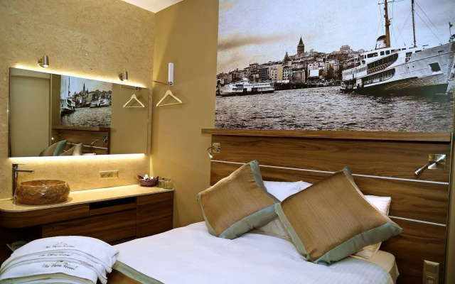 The Pera Hotel