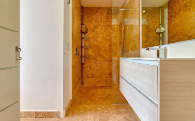 Maxwell Residences at Orchid