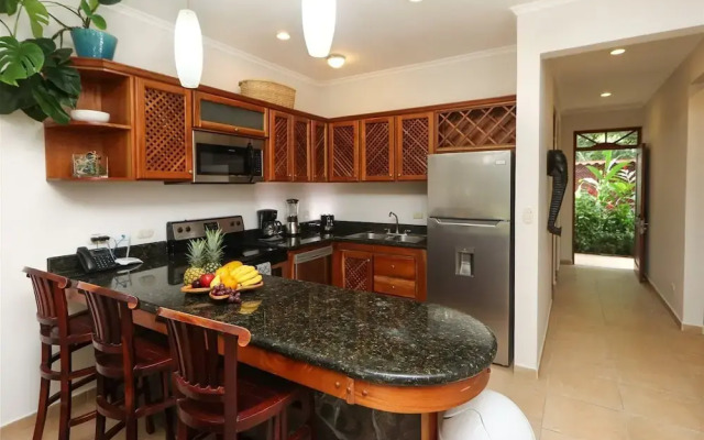 Charming Garden View Apt in Exclusive Community