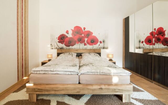 Spacious Apartment With Terrace Zur Forelle