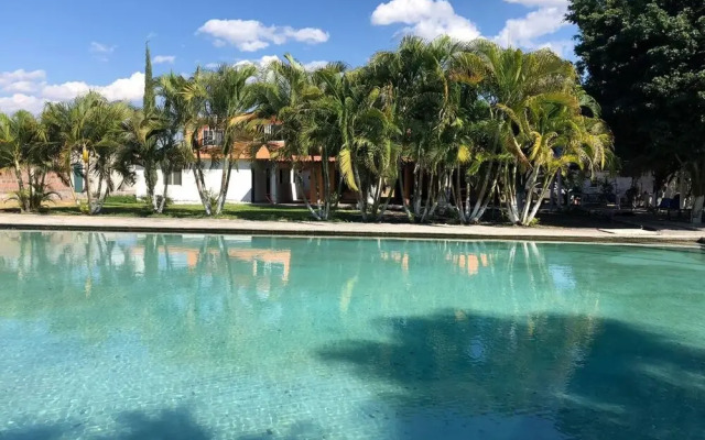 Room-lodging And Tranquility