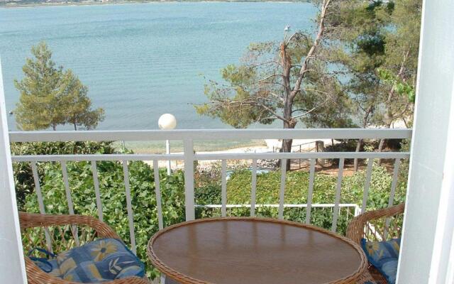 Apartments Sanda - 10 M from the beach