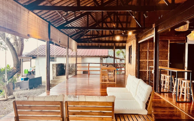 Villa Milagros Dive Inn Anilao