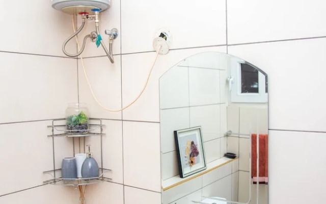 Earls Court Spintex Apartment