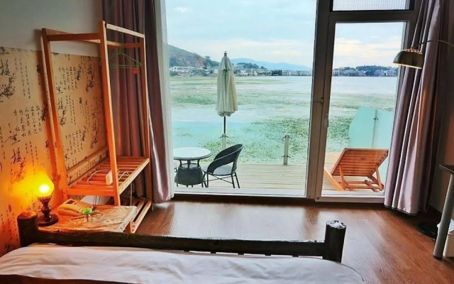 Dali Shuanglang Macchiato Sea View Inn