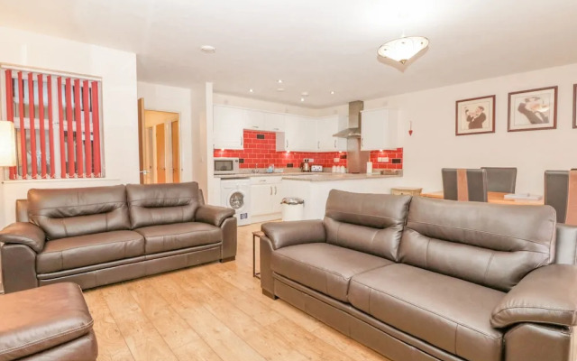 Apartment 1, 19 Cleveland Terrace