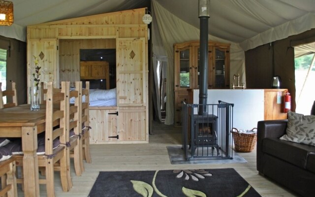 Bear Lodge - Glamping