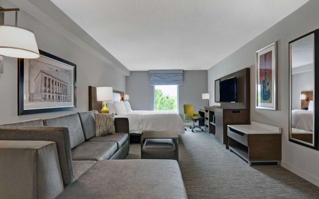 Hampton Inn Gallatin
