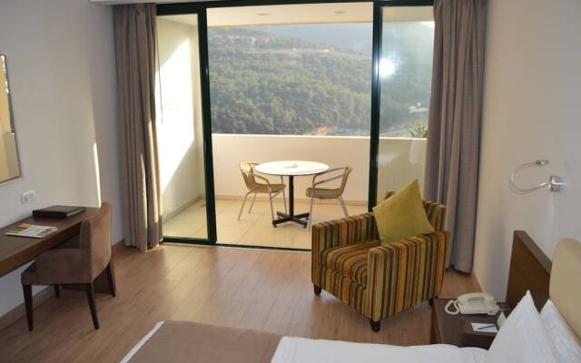 Country Lodge Bsalim