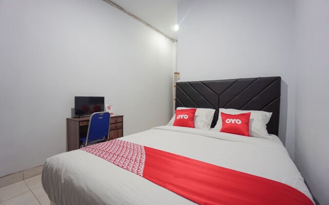 OYO 2566 Putri Kesia Rooms