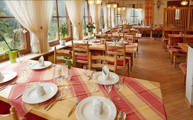 Gasthof-Pension Berghof