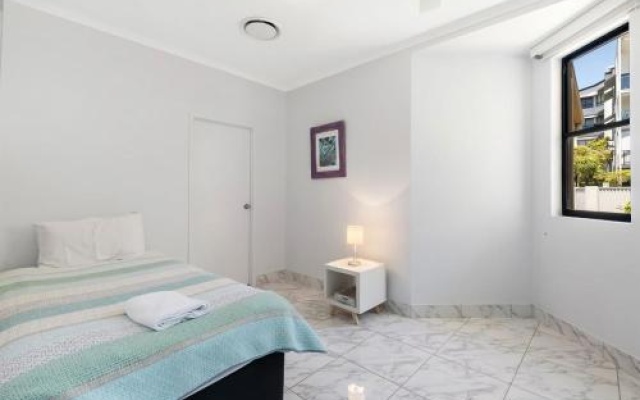 Unit 8, Bronte of Coolum, 8 - 12 Coolum Terrace Coolum Beach, 500 Bond, LINEN INCLUDED, WIFI – Guest Rooms – Coolum Beach