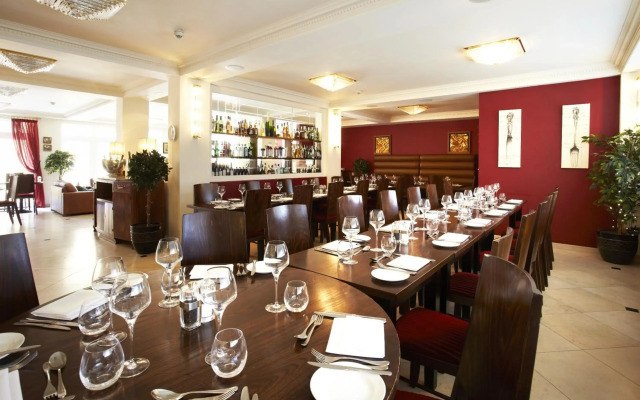 St Giles House Hotel