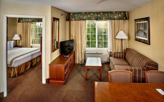 The Lotus Suites at Midlane-Gurnee/Waukegan