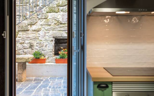 Feel Discovery Homes in Douro