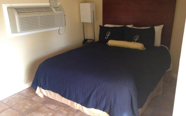 Pleasure Point Inn & Suites