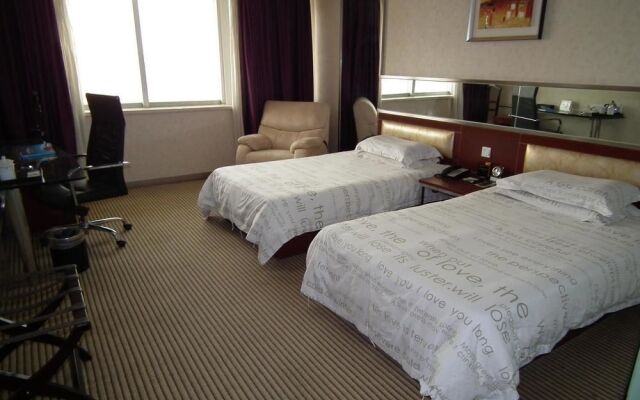 Green League Hotel