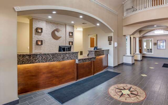 Comfort Inn & Suites