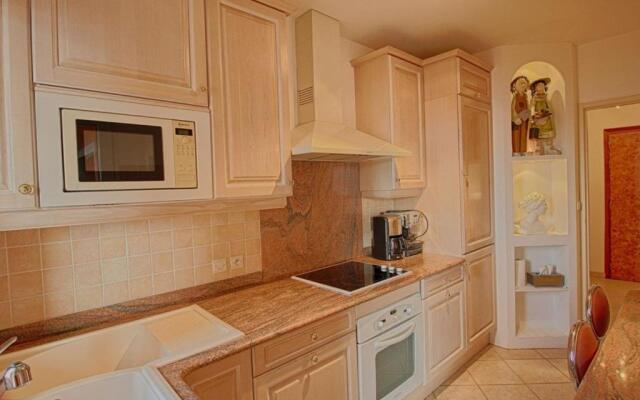 Appartement Ajaccio, 2 pièces, 4 personnes - FR-1-61-540