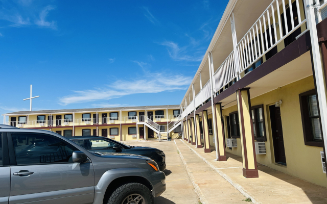 Premier Inn & Suites