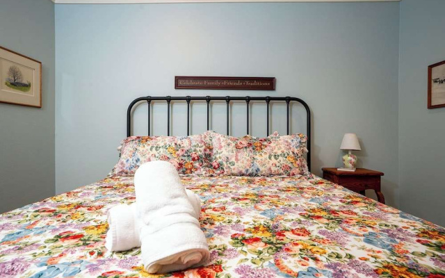 The Painted Lady Estate