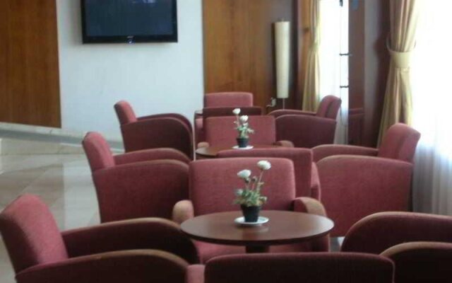 Hotel Nh Jardines Del Turia