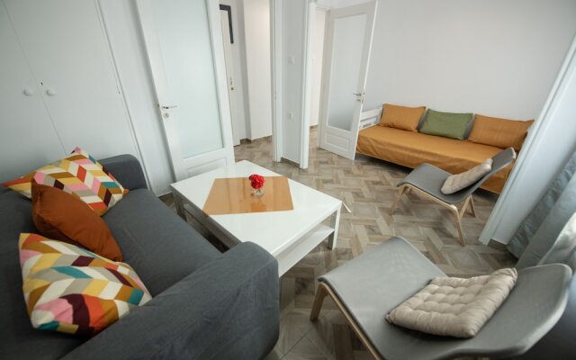 "lovely 1-bedroom Flat In Skopelos"