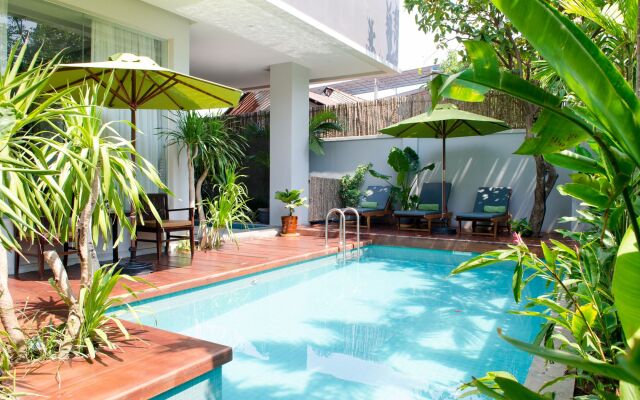 Hotel Five.S