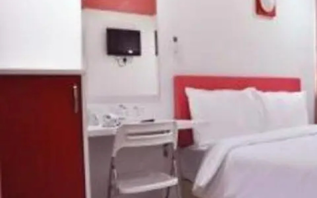 YY318 Hotel