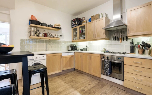 The Charming Golborne Escape- KBT