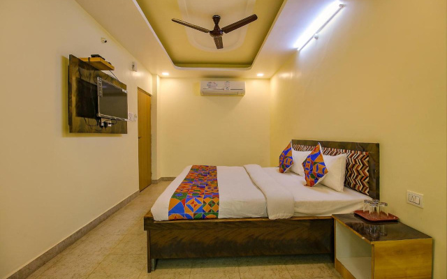 Fabhotel Kanta Shrawan Arcade