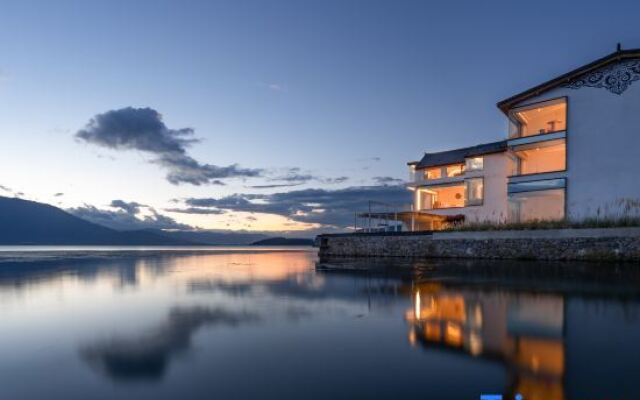 Tinghua Island Garden Resort